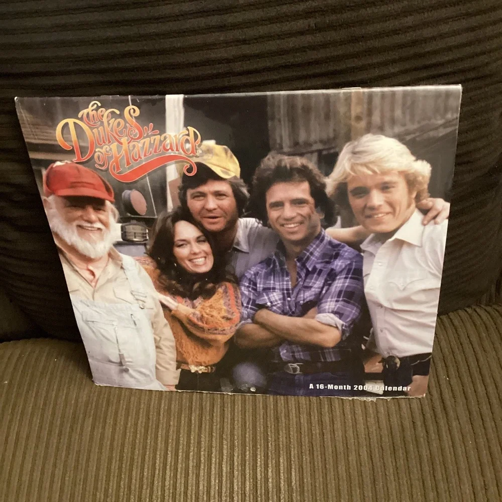 📅 The Dukes of Hazzard 2004 Calendar NEW IN SHRINK WRAP📆